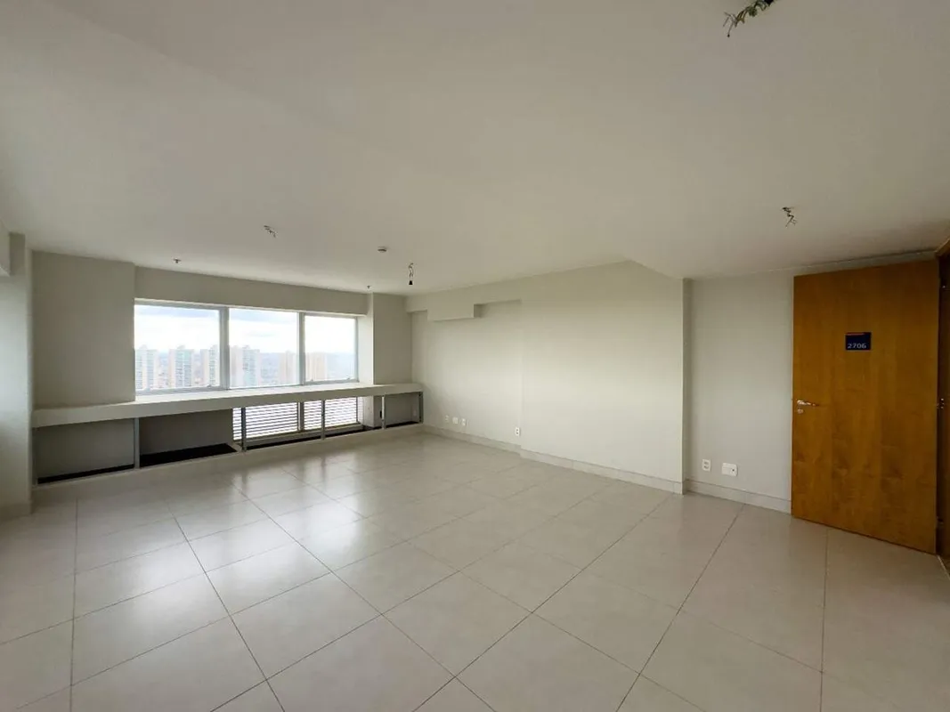 Conjunto de salas corporativas no Connect Towers - espaço e estratégia para o se...