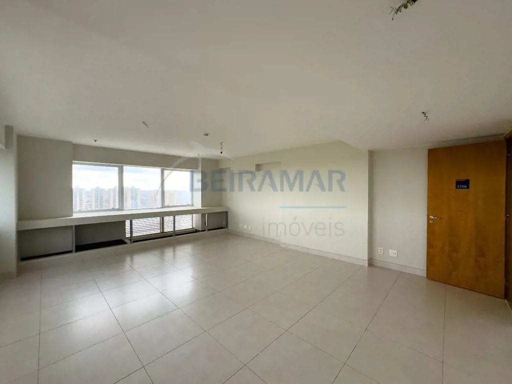 Conjunto de salas corporativas no Connect Towers - espaço e estratégia para o se...