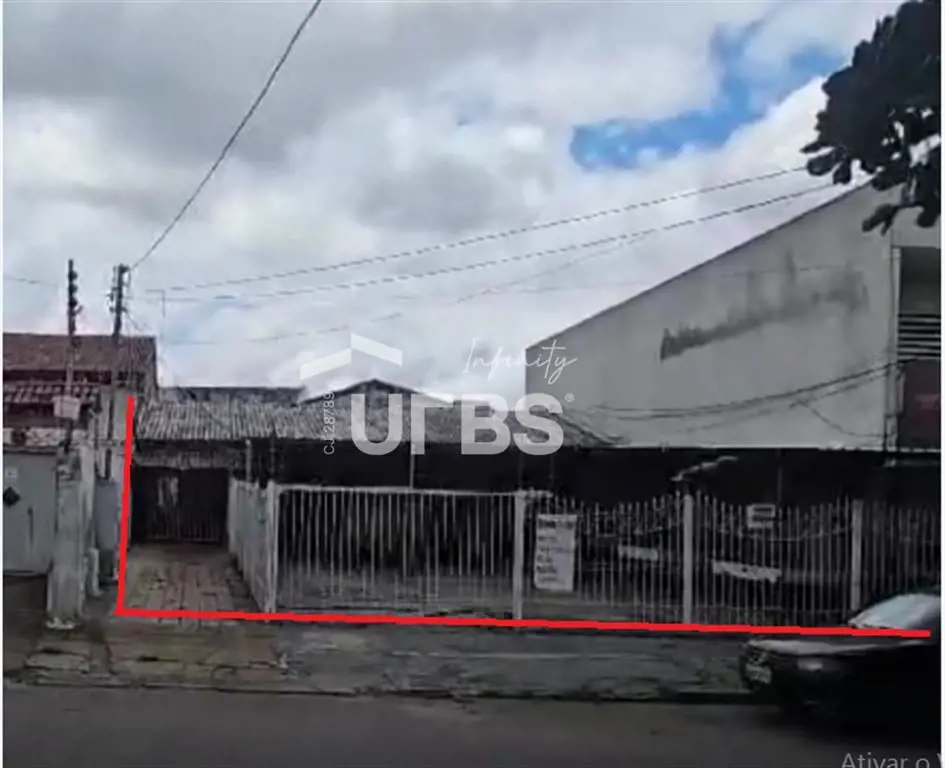 COD U-0019962 - Oportunidade comercial no Setor Bueno! Casa antiga em amplo lote...
