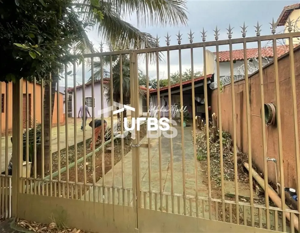 COD U-0019905 - Casa Térrea no Setor CoimbraCasa à Venda no Setor Coimbra – Goiâ...