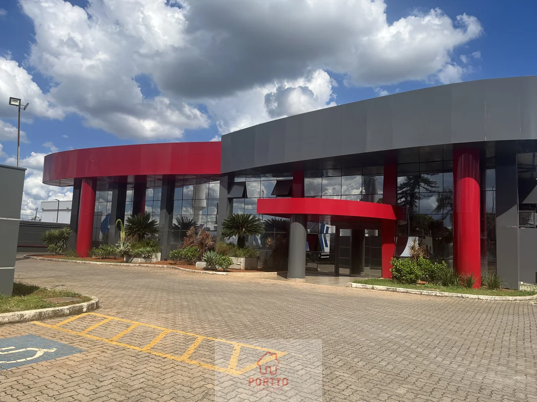 Galpão Logístico. Venda ou Locação no STRC Trecho 3. Oportunidade única no Setor...