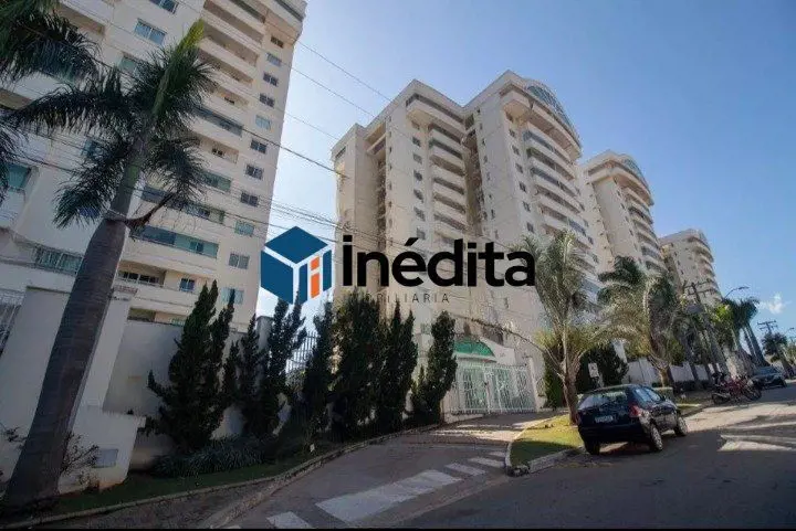 LOCALIZAÇÃO:Excelente Oportunidade no Residencial Euroville I, localizado na Chá...