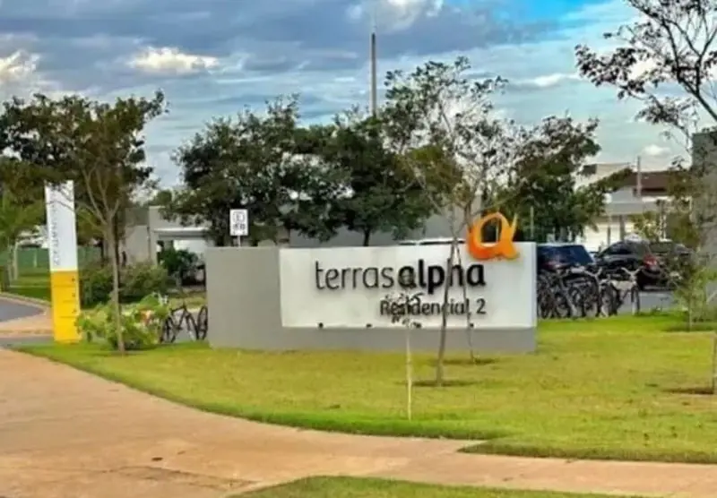 HENRIQUE: 9 8 1 9 8-4 2 4 0 (whatsapp) Excelente Terreno quitado na Alameda Pais...