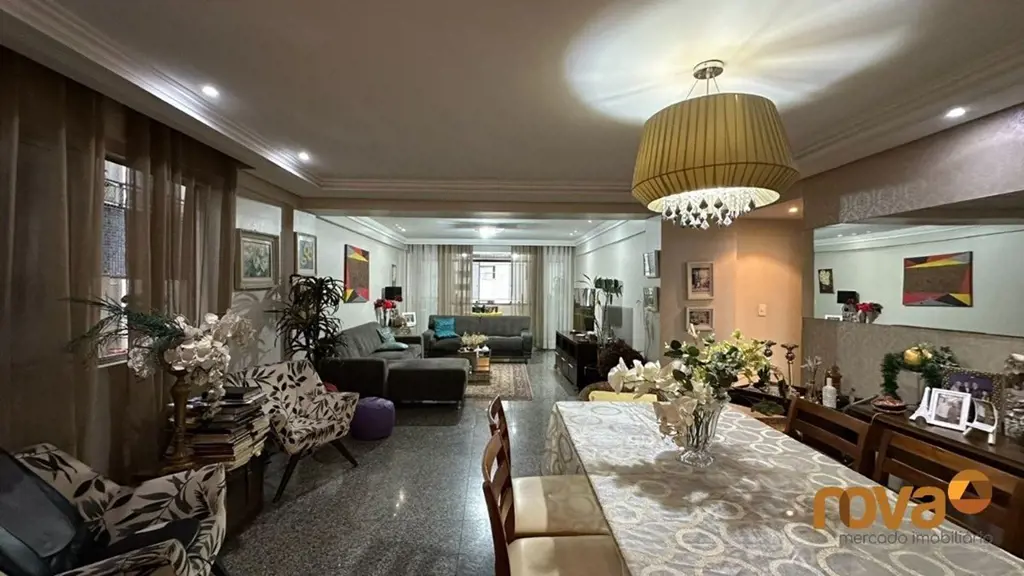 Apartamento com 3 quartos 1 suite no Bueno, Varanda, Sala para 3 ambientes, Cozi...