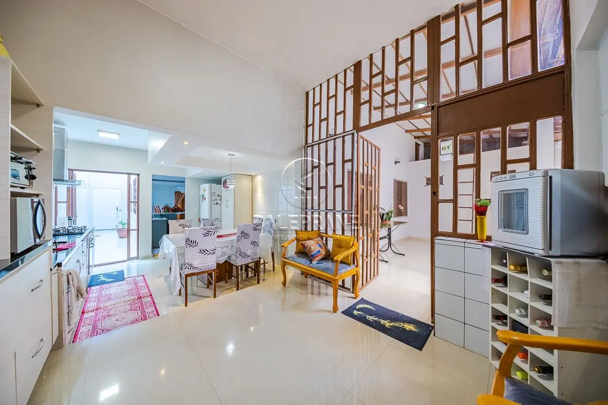 DALEPRANE INTELIGÊNCIA IMOBILIÁRIA VENDE EXCELENTE CASA EM TAGUATINGA SUL.Código...