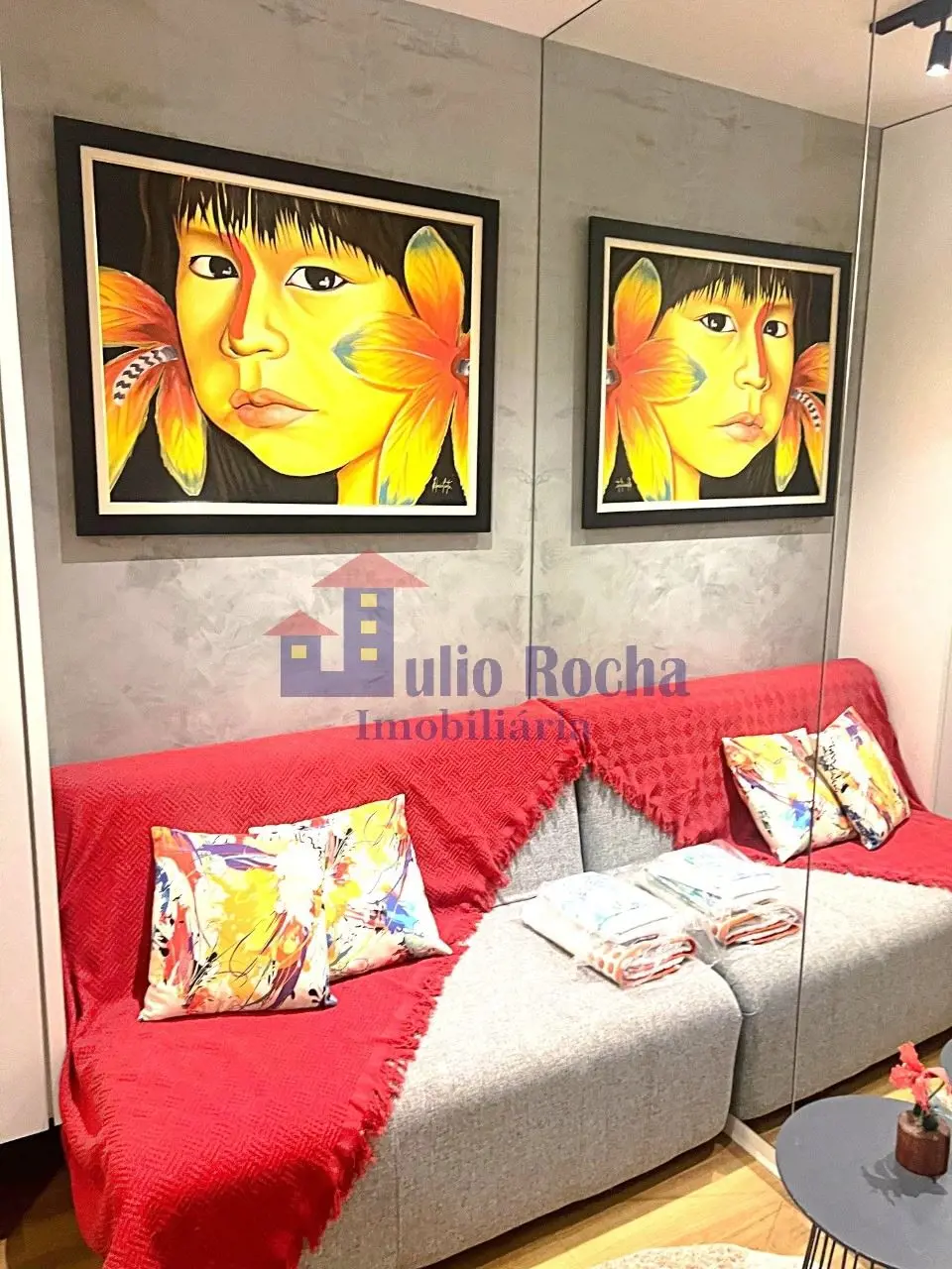 JULIO ROCHA IMOBILIÁRIA VENDE!MARAVILHOS KITNET COM 27M² DE ÁREA ÚTIIL!Dividida,...
