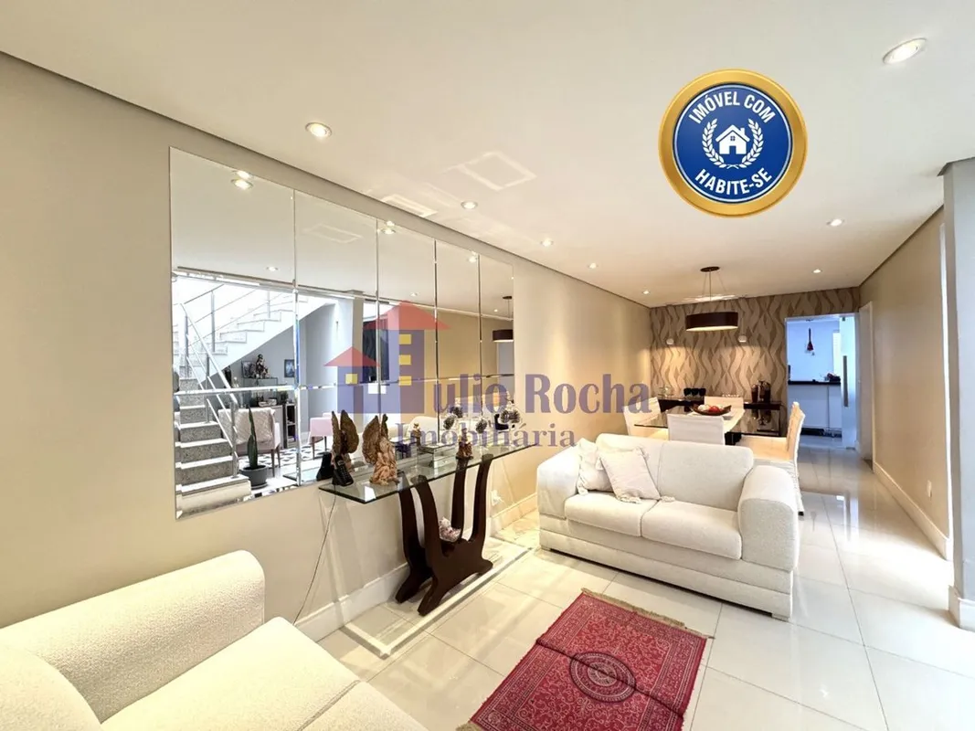 JULIO ROCHA IMOBILIÁRIA VENDE!MARAVILHOSA CASA DE DOIS PAVIMENTOS NO CRUZEIRO VE...