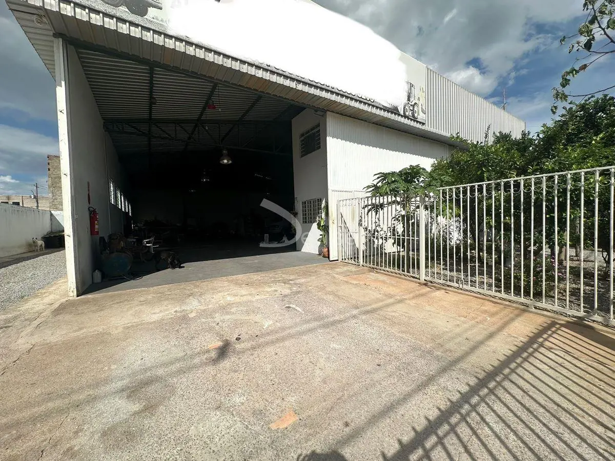 Galpão SMA | GAMALocalizado às margens da BR acesso principal do GAMA!Lote com 6...