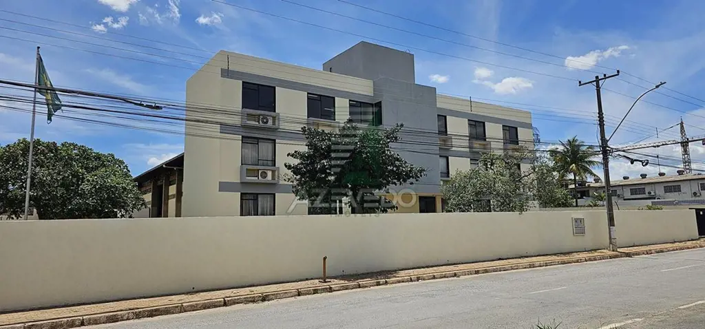 Alugo Prédio Administrativo na quadra 1 do SAAN;Prédio com 3 pavimentos;Todo no ...