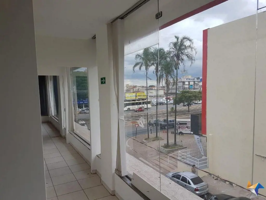 Sobreloja Disponível para locação - Hélio PratesSobreloja com 200m² situada na a...