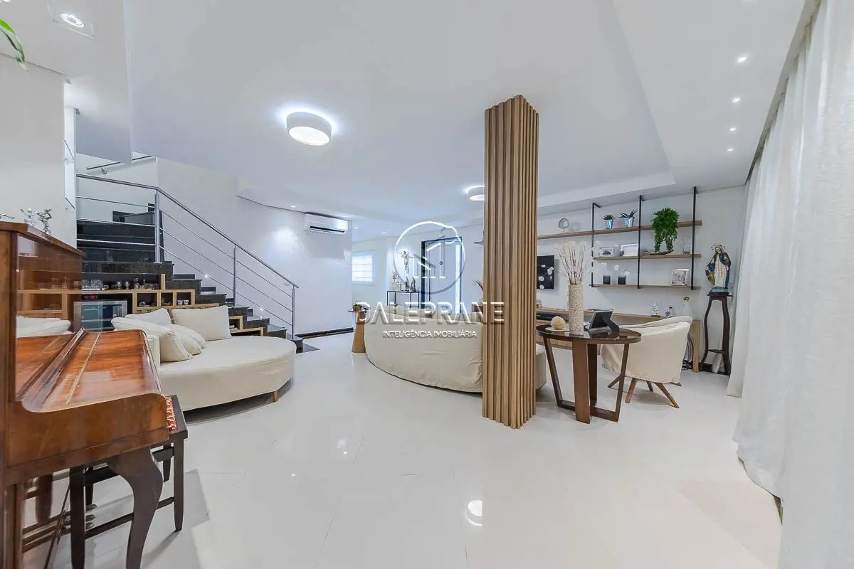 DALEPRANE VENDE COM EXCLUSIVIDADE LINDA CASA TOTALMENTE REFORMADA HIGS 703 º 4 Q...