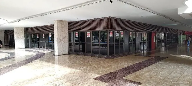 Excelente Loja noSRTVS Qd. 701 Conj. L, Bl. 01 nº 38. Ed. Assis ChateaubriandEss...