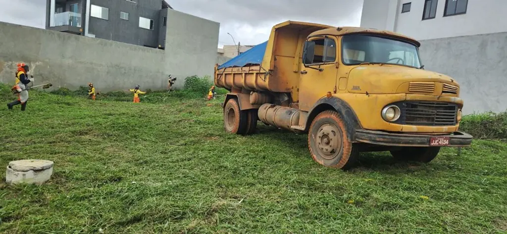 QE 52 CONJUNTO H (GUARÁ II)!IDEAL para vc Construir um belo Projeto;- Lote com f...