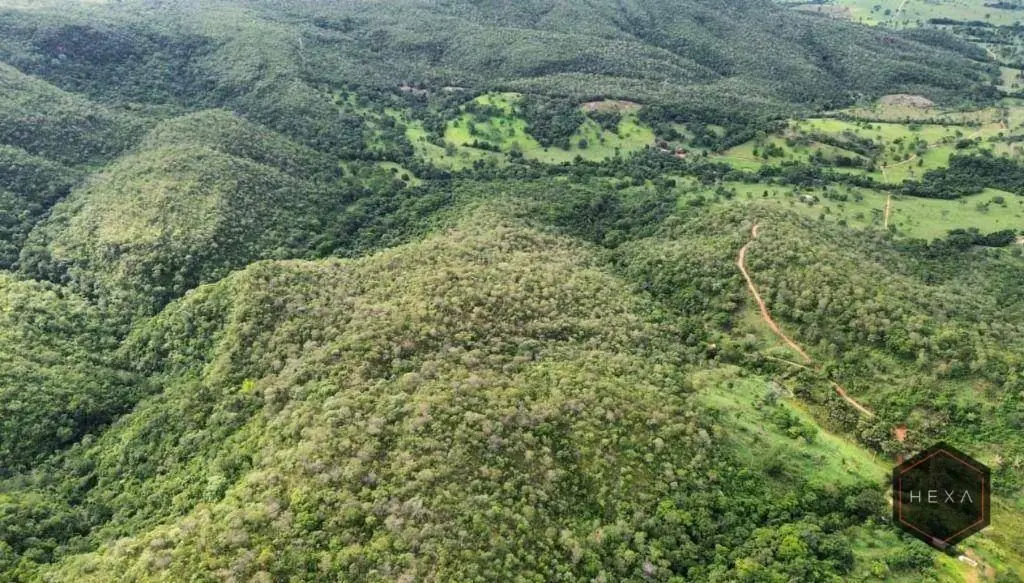 Fazenda com vista espetacular;Natureza exuberante; Ideal para construir a casa d...