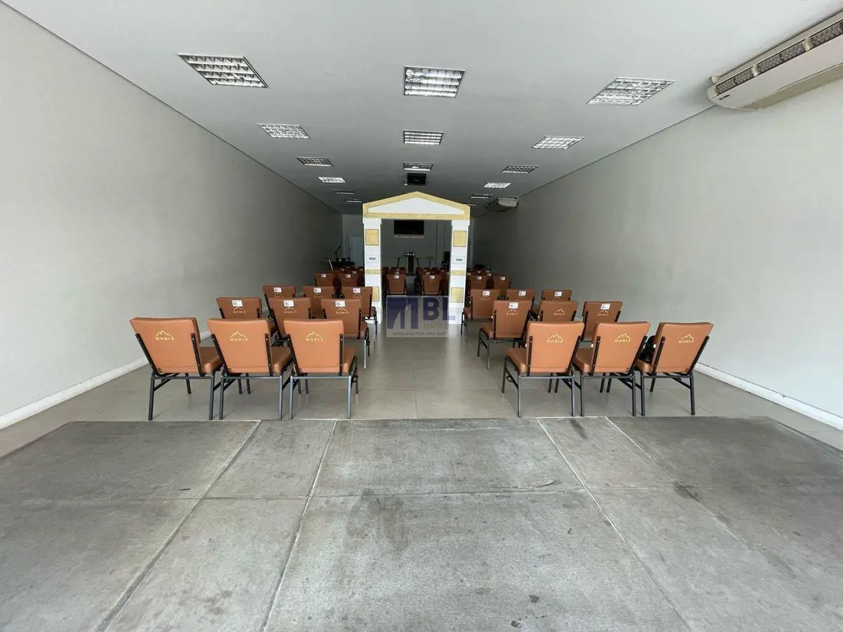 IMÓVEL COMERCIAL DISPONÍVEL PARA VENDA, NA AVENIDA ANHANGUERA EM GOIÂNIA.DUAS LO...