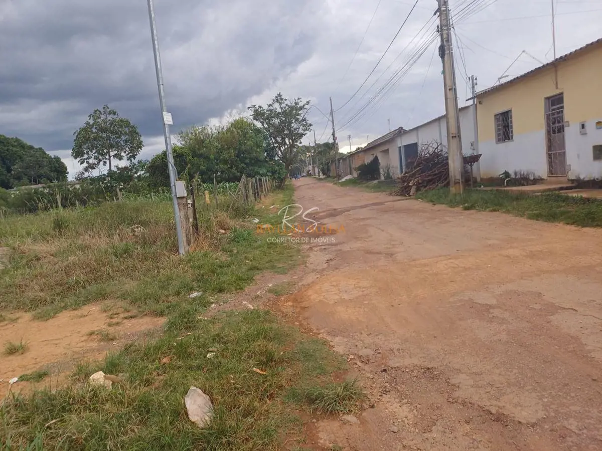 Lote a venda no engenho das Lajes de 450 metros, cercado e todo plano perto da B...
