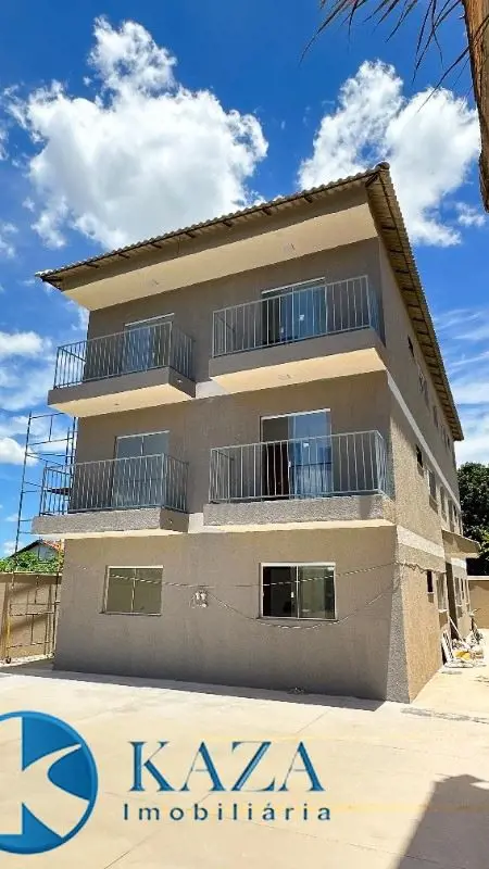 Venha conhecer esse Super Apto, em frente da parada, local seguro e tranquilo. Ó...