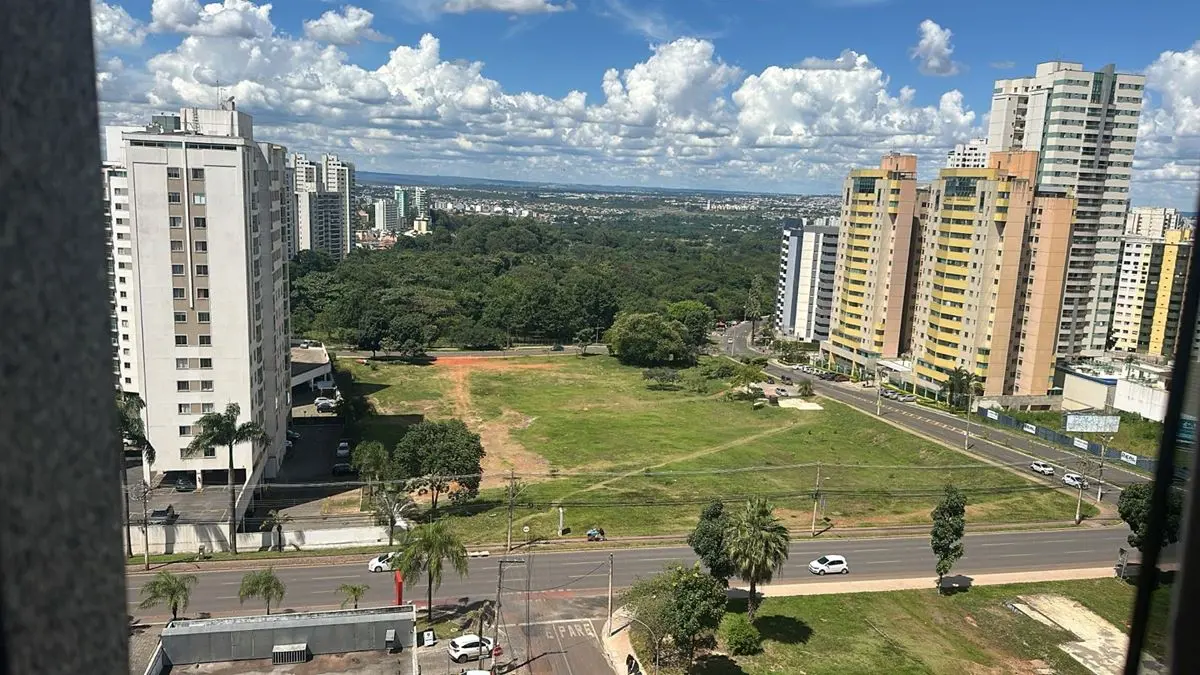 Rua 33 norte ao lado do biscoito mineiro! Taxa extra de R$500,00 , faltam poucas...