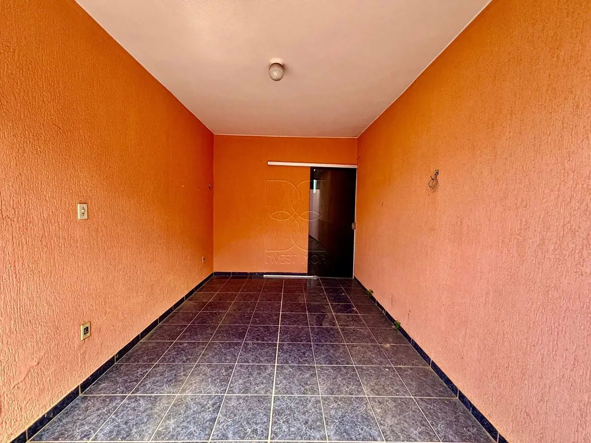 Ótima Casa de Esquina à Venda no Setor Leste do Gama!A BE INVEST IMOB VENDE COM ...
