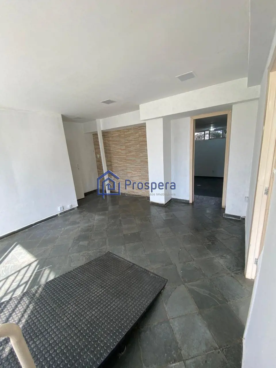 PROSPERA vende excelente Loja/Sobreloja localizada no Núcleo Bandeirante - 3ª AV...