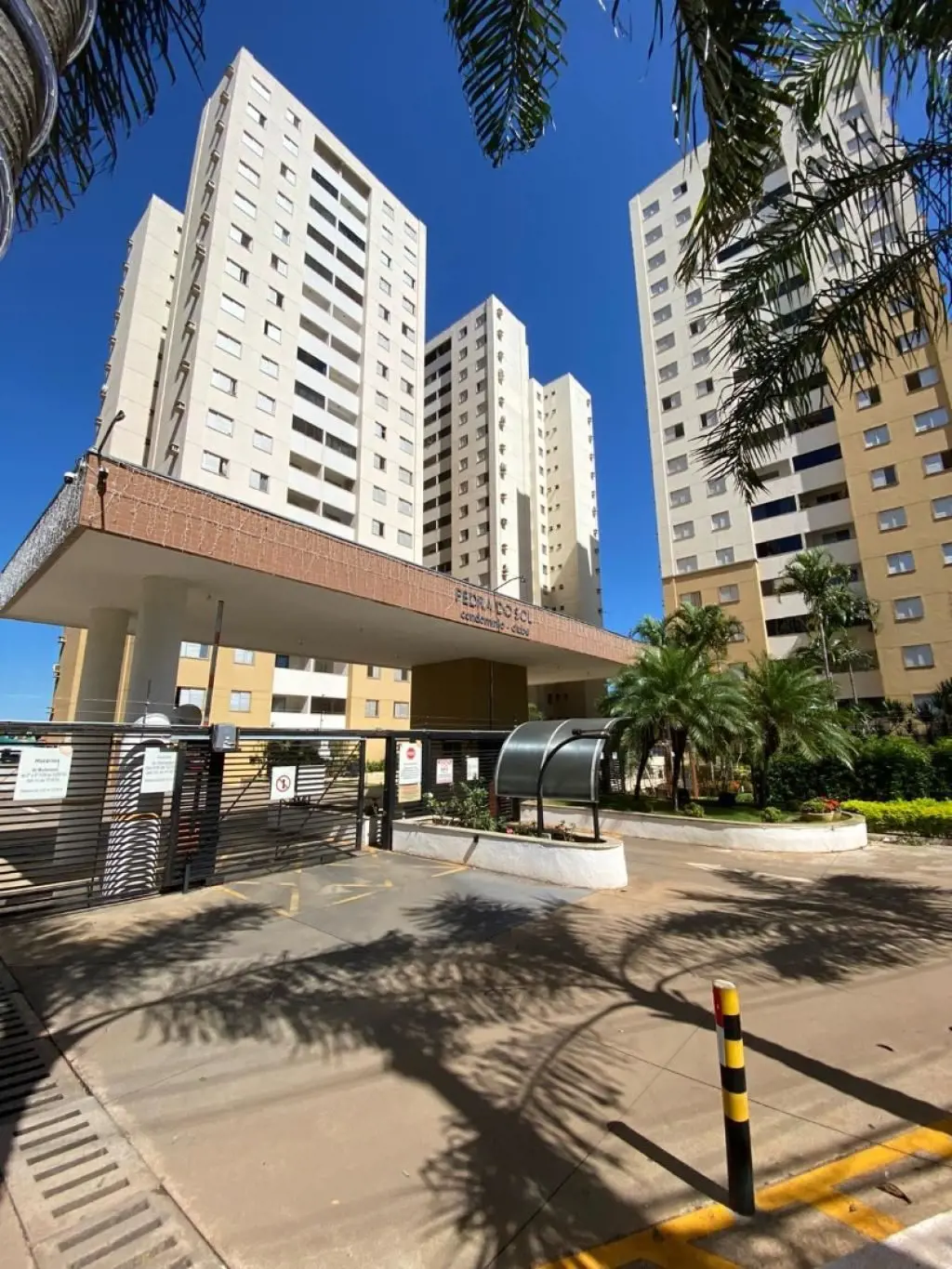 Excelente apartamento no Condomínio Pedra do Sol, 02 quartos sendo 01 suíte com ...