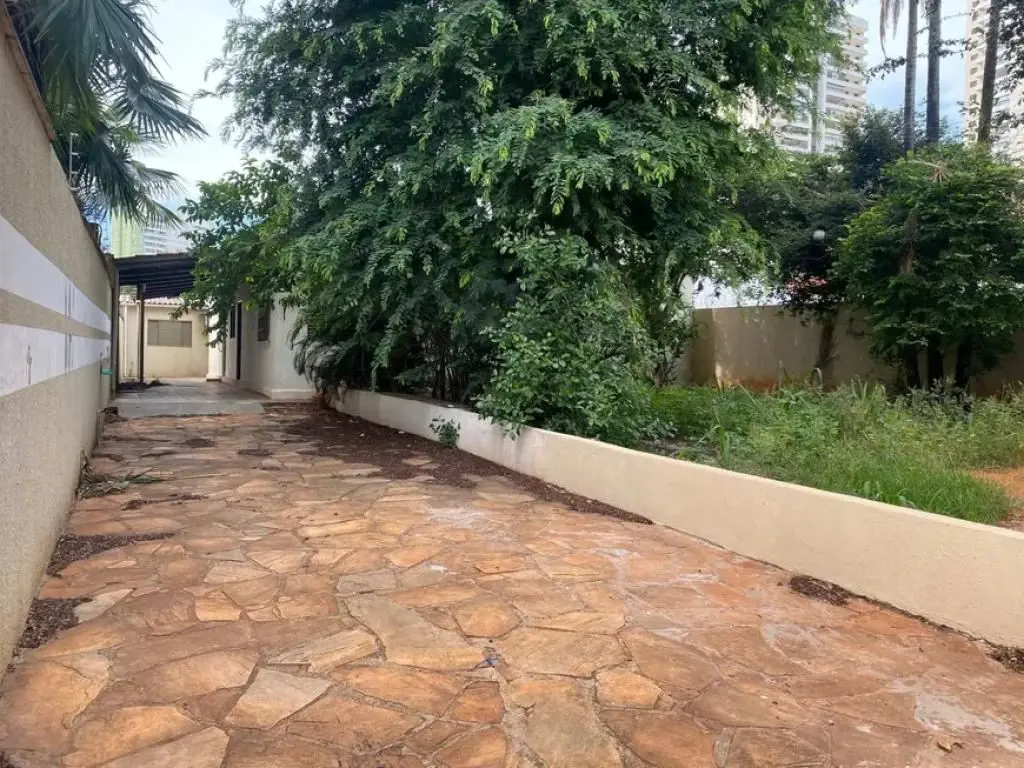 Ampla e aconchegante casa, em uma ótima localização de Goiânia, com 196,00m² de ...