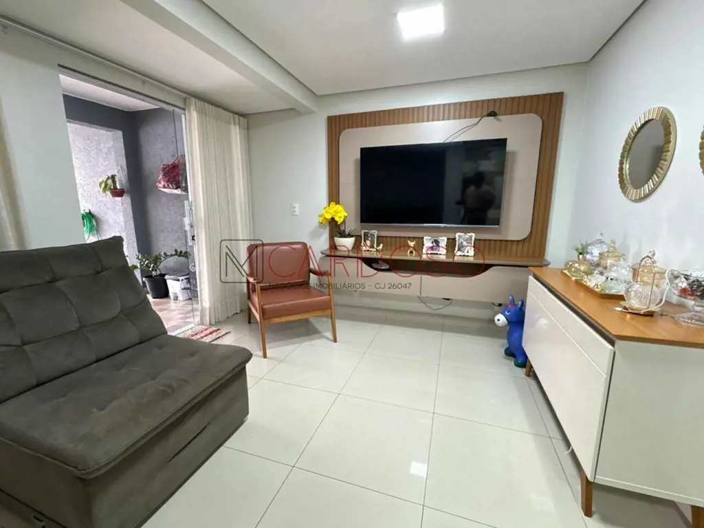 Casa 3 quartos no Riacho Fundo I - Escriturada, lazer, e armários planejados.Ven...