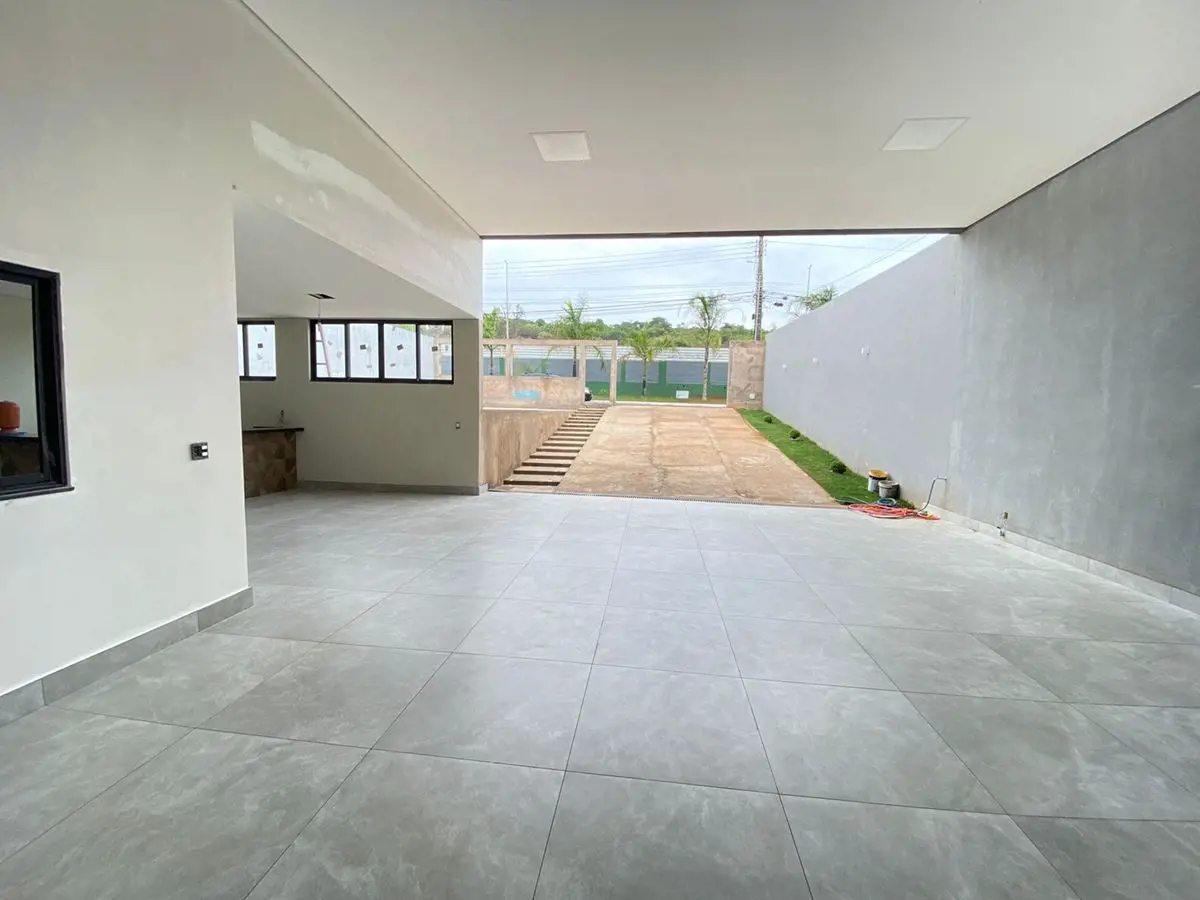 Julisce Alencar Assessoria Imobilia´ria vende !Oportunidade única no Cond. Viven...