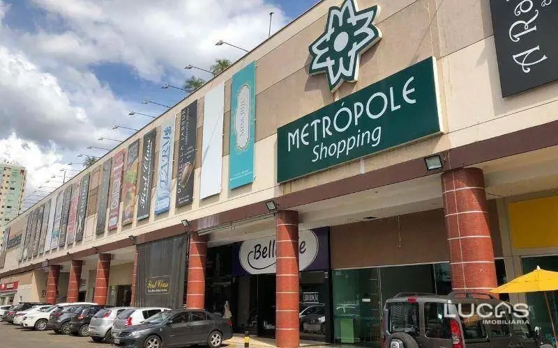 Excelente Loja com 28m² + mezanino de 15m²Composta por excelente divisão sendo h...