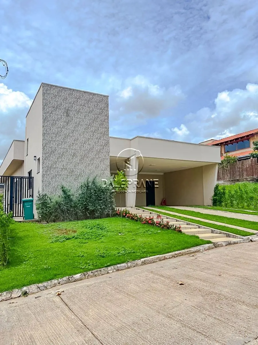 CASA DE ALTO PADRÃO EM PIRENÓPOLIS, CONDOMÍNIO QUINTA DO SOLDALEPRANE INTELIGÊNC...