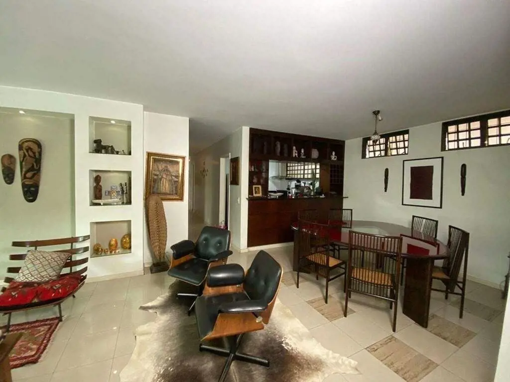 Apartamento Reformado e Versátil na Asa Sul: Seu Novo Lar Espera por Você!Transf...