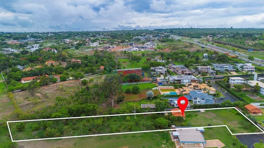 Terreno à Venda com Vista para o Lago e Projeto Exclusivo de Denise Zuba!Imagine...