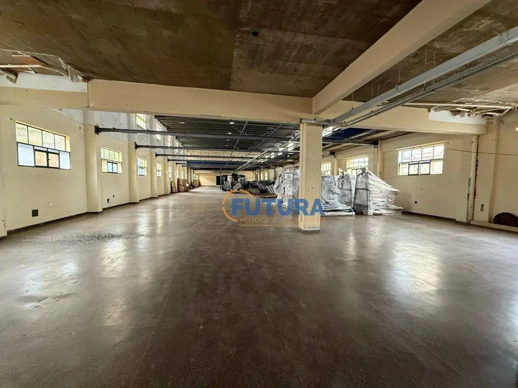 A FUTURA NEGÓCIOS IMOBILIÁRIOS disponibiliza para LOCAÇÃO: GALPÃO COM LOCALIZAÇÃ...