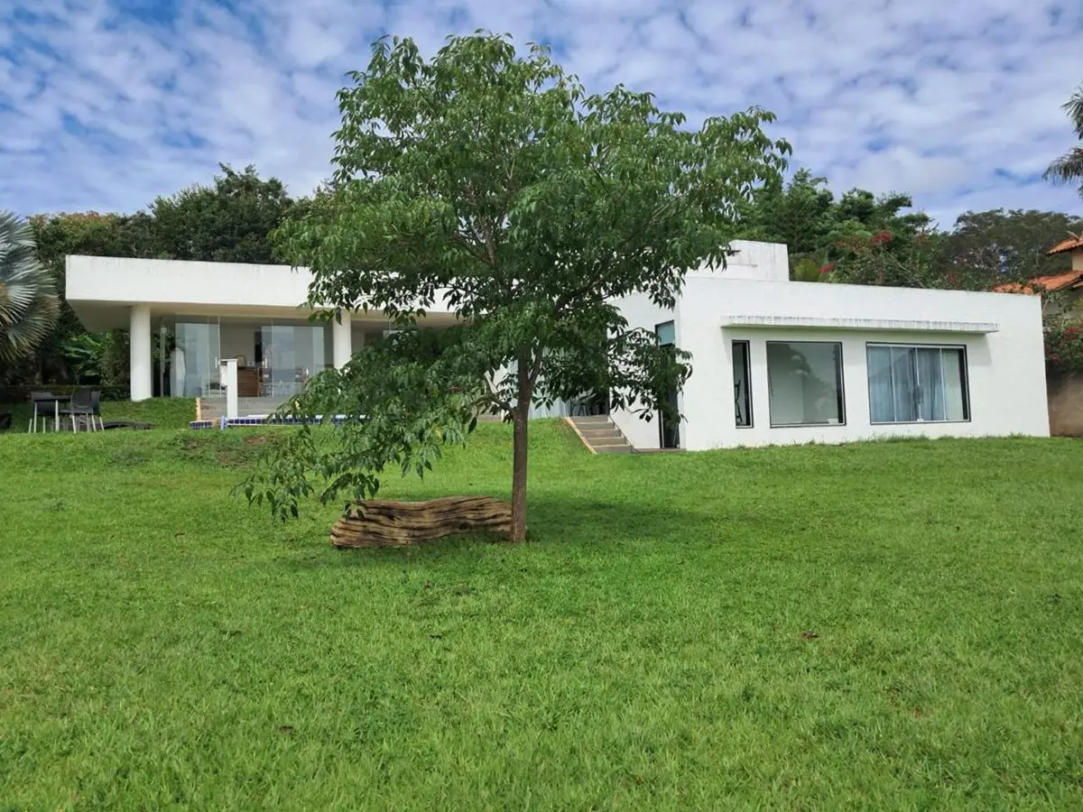 Casa Localizada no Condominio Prive Morada Sul Etapa A Terreno: 1.100 m ²Totalme...