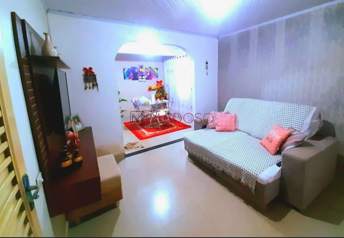 CASA À VENDA – QR 403 | SAMAMBAIA NORTE – DF.Excelente casa localizada na QR 403...