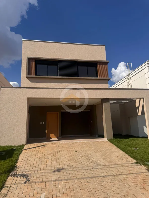 Sobrado de esquina, 4 Quartos sendo 3 Suítes - Jardins LyonCom 4 Dormitórios, se...