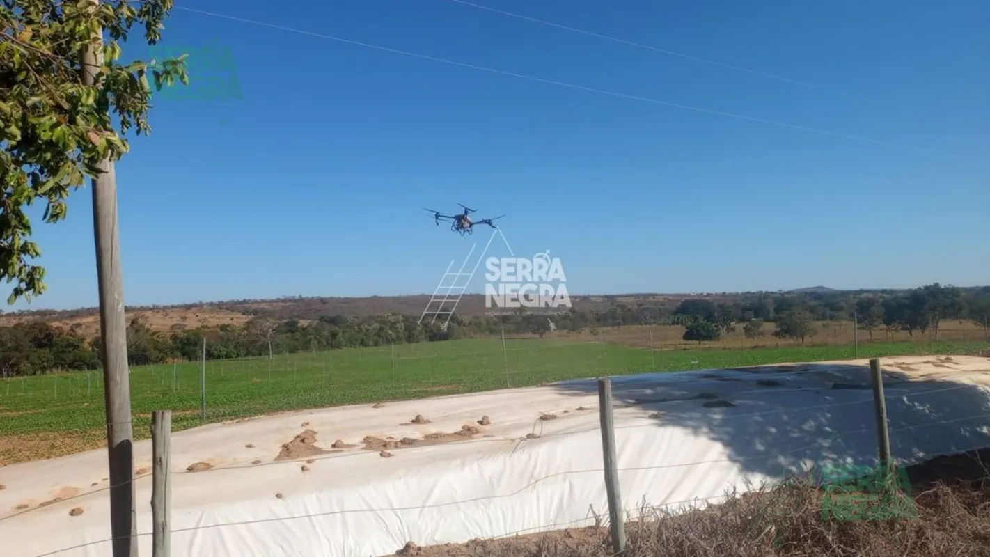 SÍTIO COM 12,14 Hectares, SENDO 8,2 IRRIGADAS POR ASPERSÃO. - 461m DE MARGEM NO ...