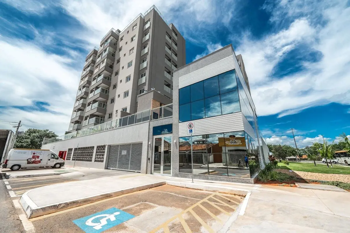 Aluga-se apartamento novo garden (área externa privativa) no Guará II, Residenci...