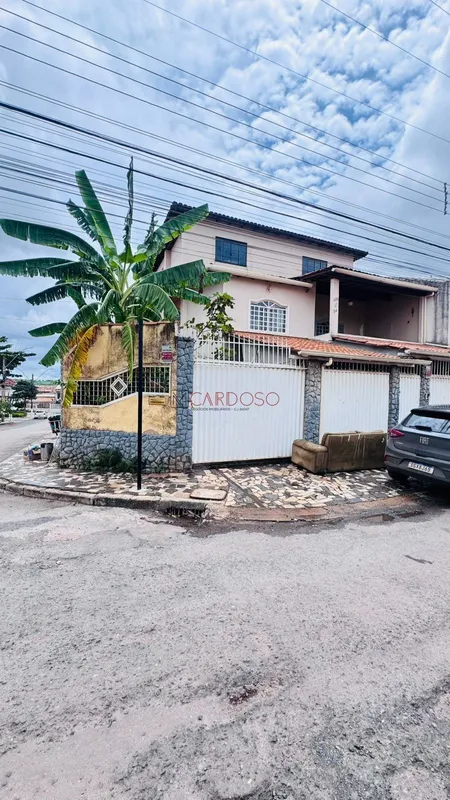 Casa à venda na QR 406 Conjunto 17 – 162m² | 3 Quartos | 2 Suítes | 4 Vagas R$ 6...