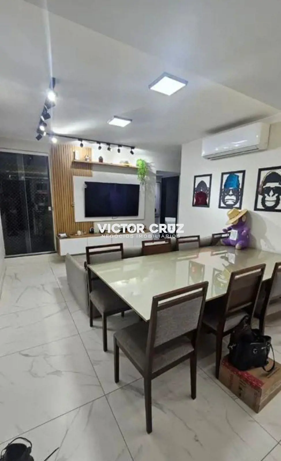 Victor Cruz Negócios Imobiliários LTDA vende:CSB 9 - TAGUATINGA SUL.APTO:->86m²;...