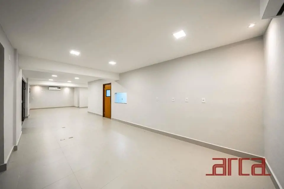 VILLA151228 - Última atualização: 05/04/26 23:31Excelente loja no edifício de cl...