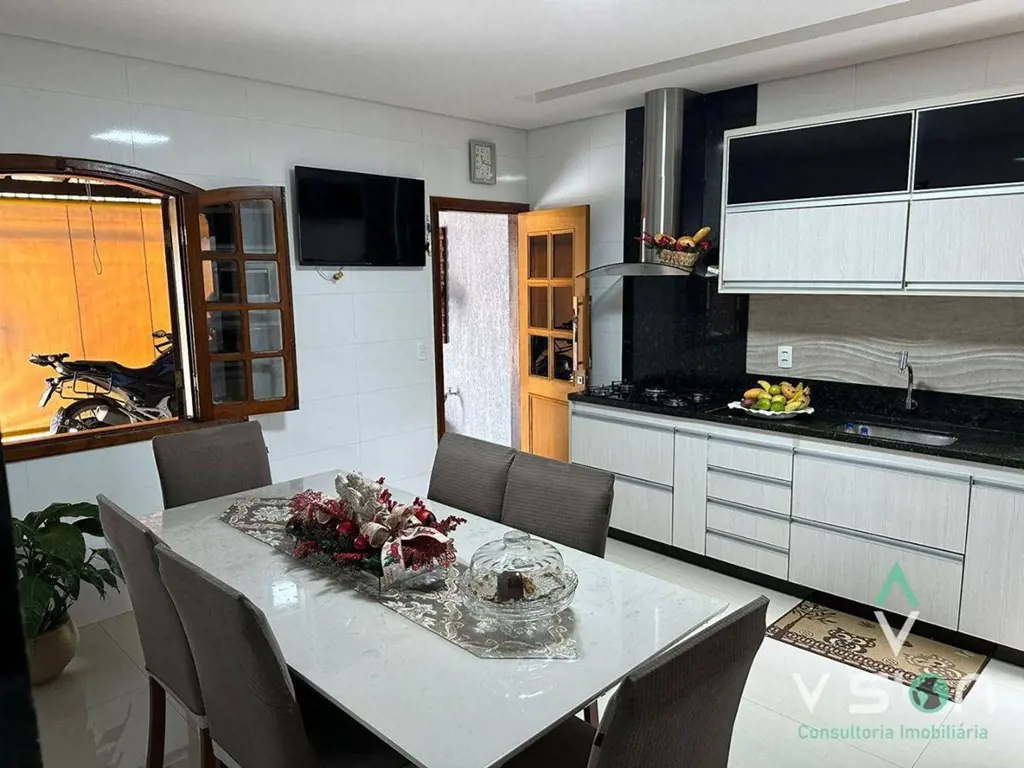 Venda em Samambaia Norte na Quadra 412Casa com 112m² de Lote:- 2 Quartos reforma...