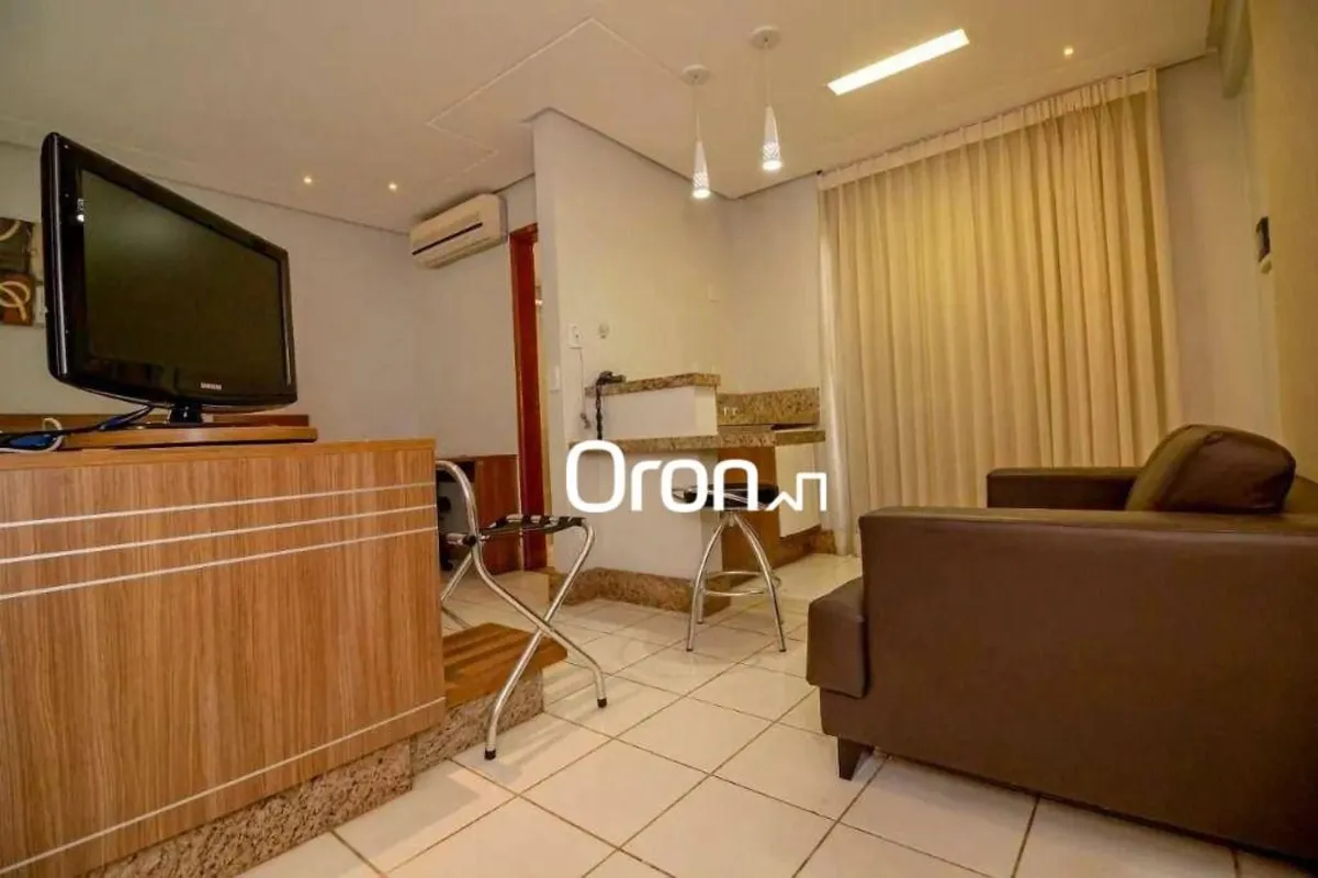 CÓDIGO DO IMÓVEL: FL0380Equipado e mobiliadoLOCALIZAÇÃO:Em localização privilegi...