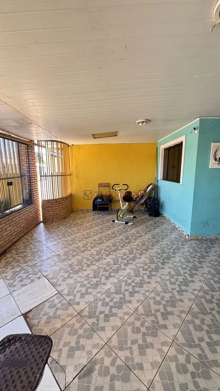 Casa à venda na QNR 04 – Ceilândia/DFExcelente casa com 3 quartos, localizada na...