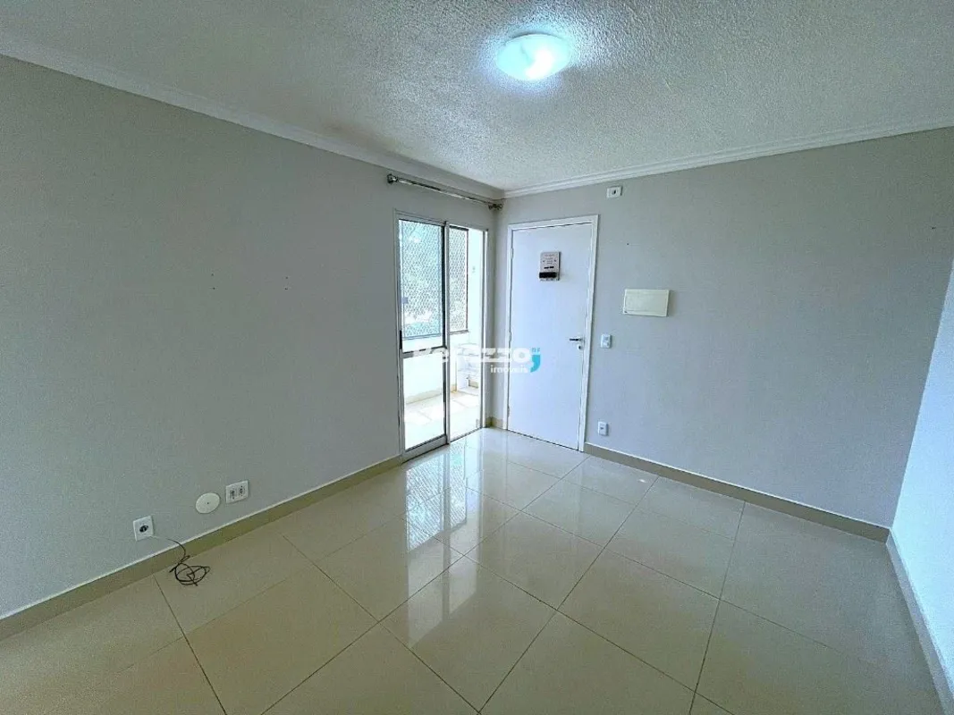Ótimo Apartamento localizado no Jardins Mangueiral na QC 12 por R$2.500,00. TAXA...