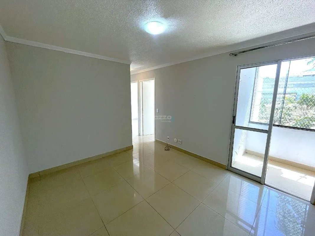 Ótimo Apartamento localizado no Jardins Mangueiral na QC 12 por R$2.500,00. TAXA...