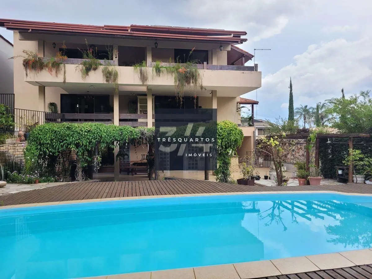 Casa de Alto Padrão,Aceita Permuta em apto na Asa Sul ou Asa Norte Excelente Cas...