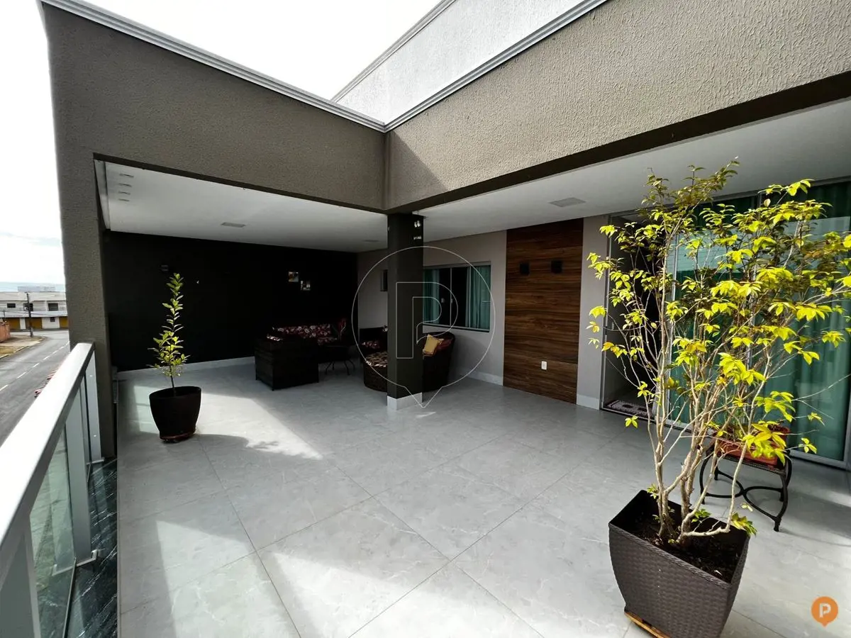 ACEITA PROPOSTASÓTIMO CASA EM CALDAS NOVAS4 suítes sendo uma Master, mais 2 no p...