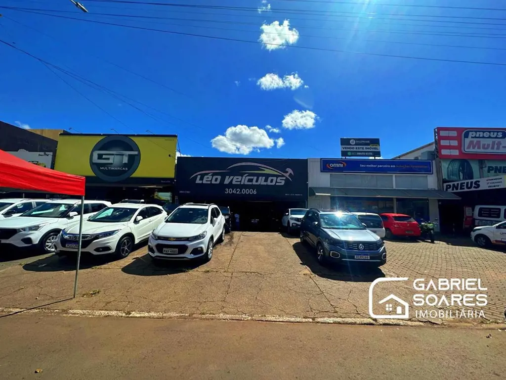 Casa Comercial de 300m² em Frente ao Taguatinga Shopping Se você busca um invest...