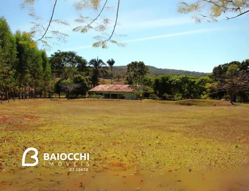 Imóvel possui mata nativa, pomar, plantações frutíferas diversas, dois tanques d...